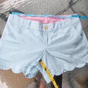Lilly Pulitzer Blue & White striped scalloped hem women's shorts size 8